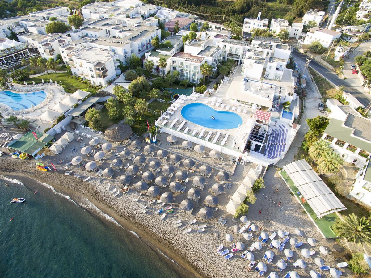 Charm Beach Hotel Bodrum Exterior photo